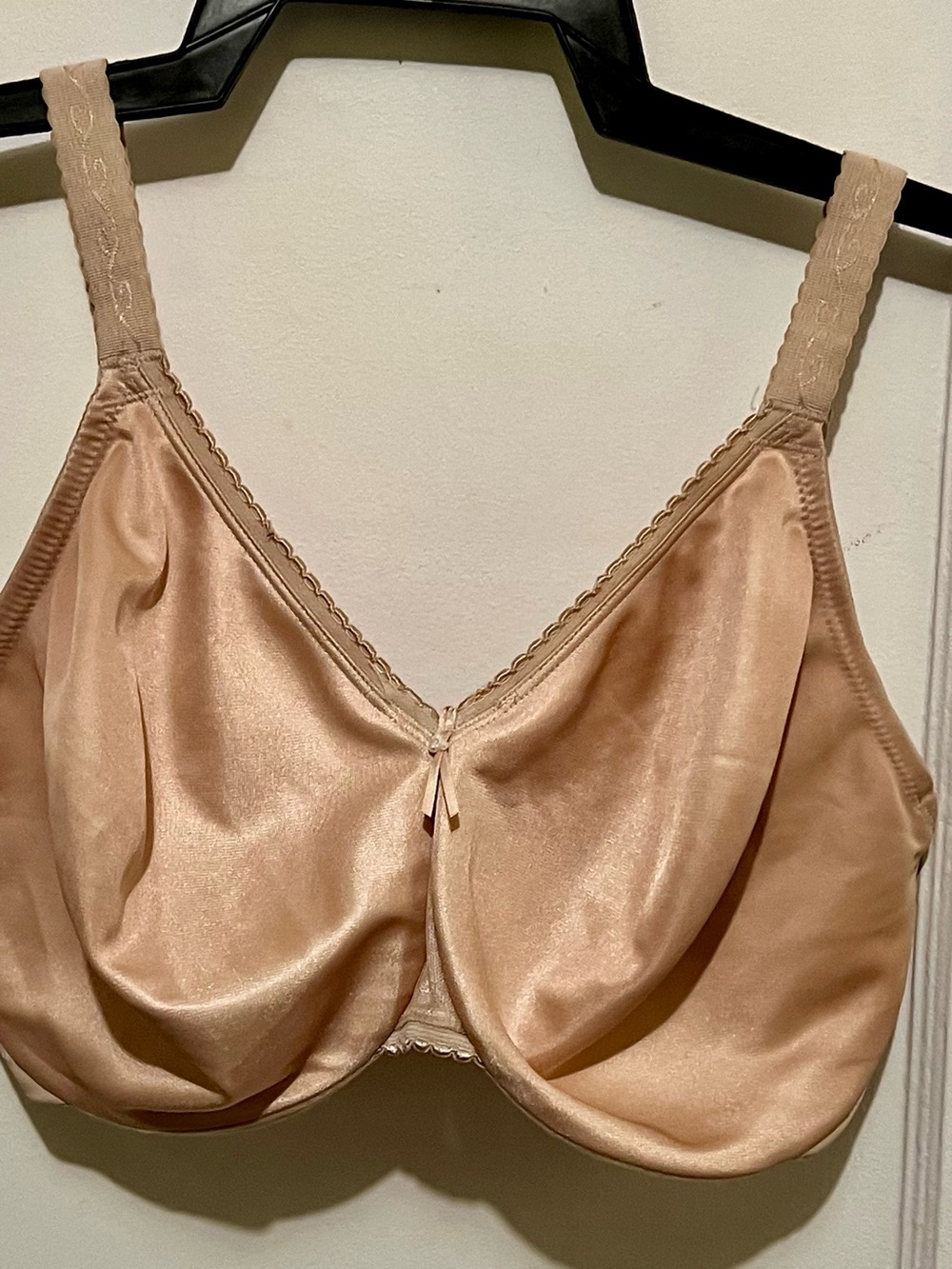 Wacoal Satin Full-Coverage Bra in Champagne Nude